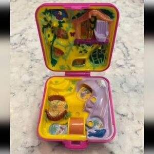 Vintage Bluebird 1989 Polly Pocket Wild Zoo World Jungle Compact Only, No Doll